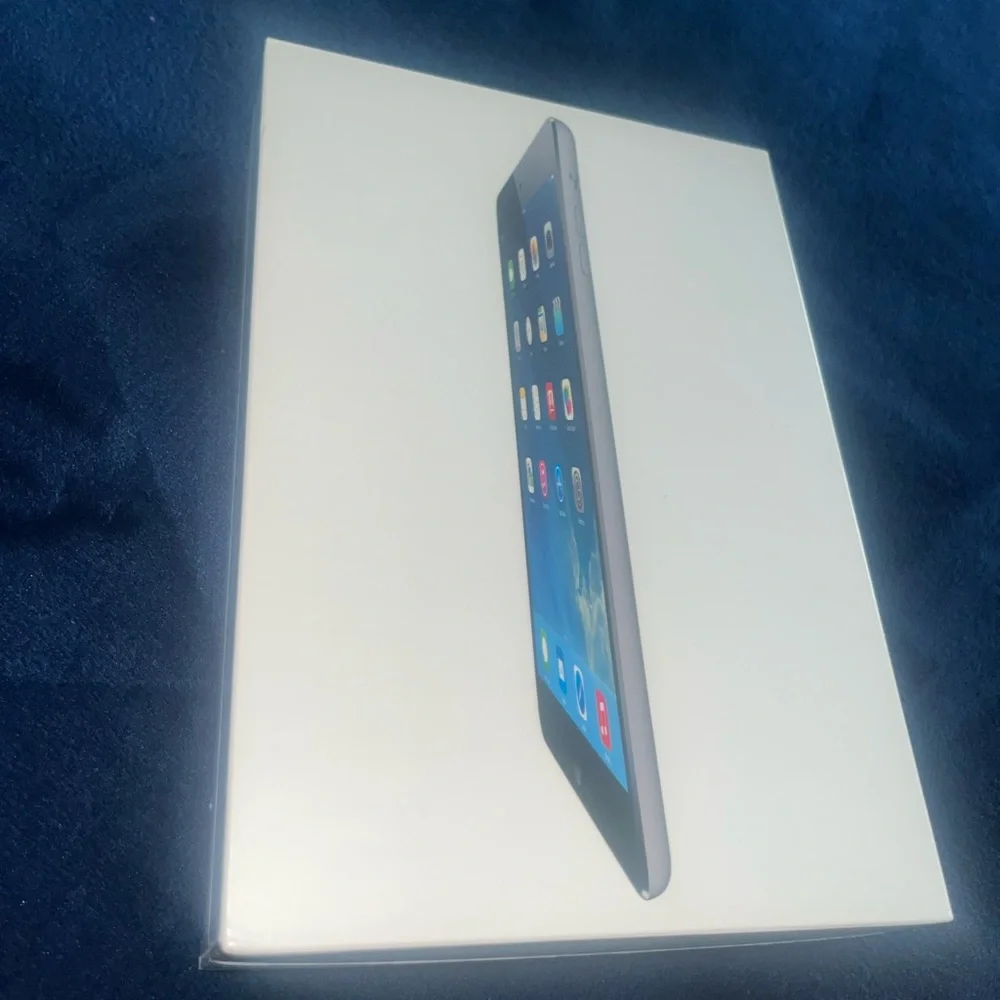 iPad Mini SPACE GRAY - Picture 1 of 3